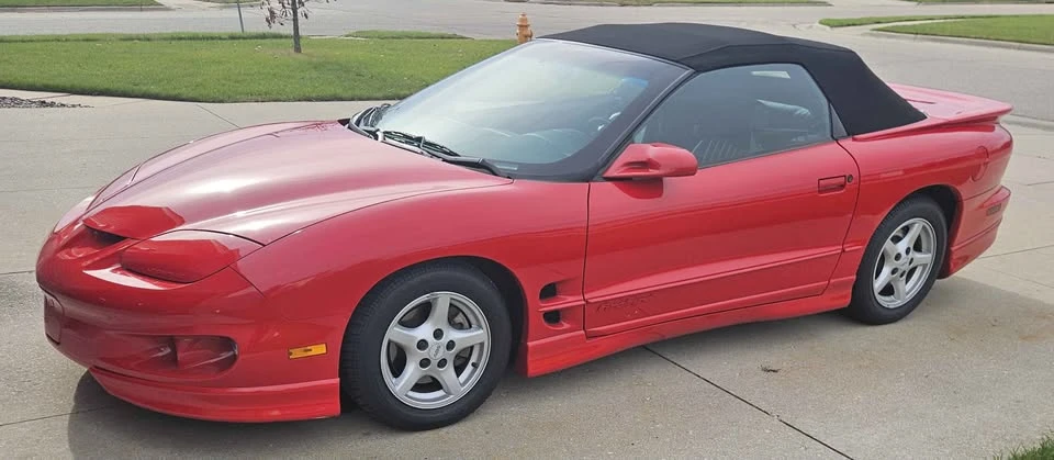 2000 Pontiac Firebird 4th Gen - Image 2 of 2
