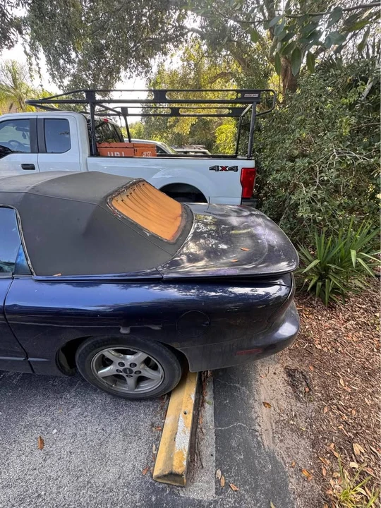 2000 Pontiac Firebird 4th Gen - Image 2 of 4