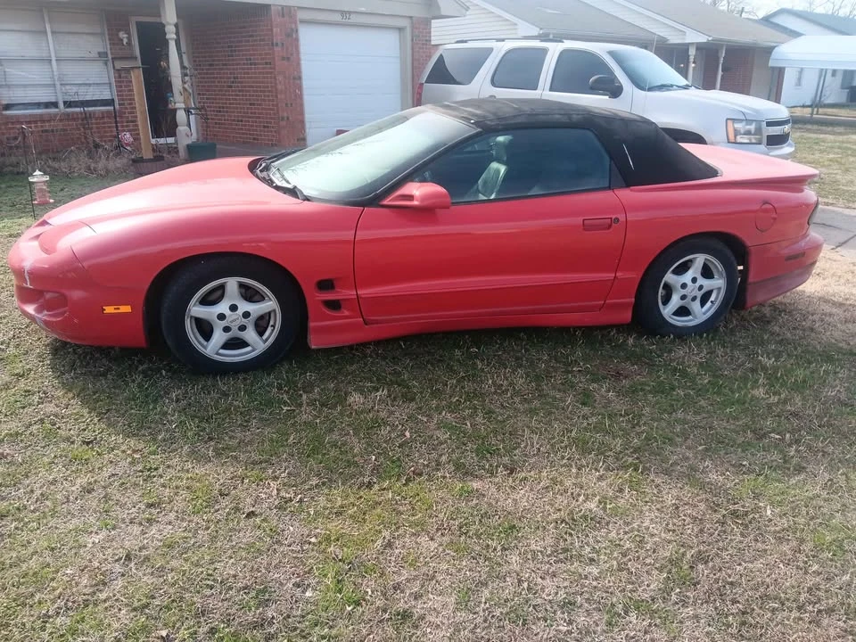 2000 Pontiac Firebird 4th Gen - Image 3 of 4