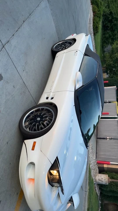 2000 Pontiac Firebird 4th Gen - Image 3 of 8