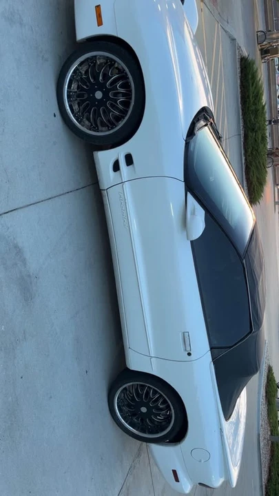 2000 Pontiac Firebird 4th Gen - Image 2 of 8