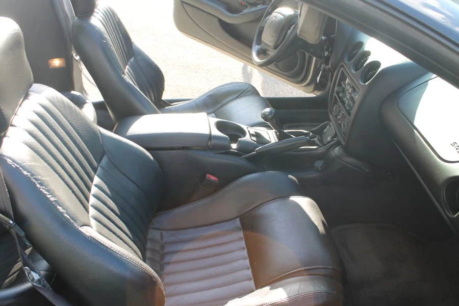 2000 Pontiac Firebird 4th Gen - Image 5 of 9