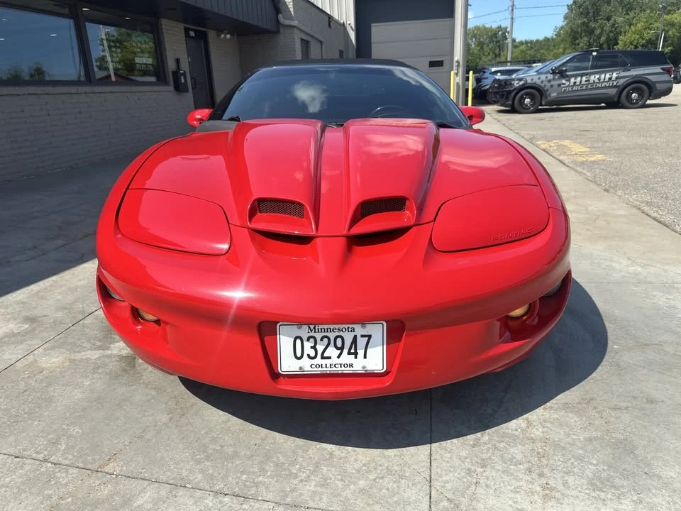 2000 Pontiac Firebird 4th Gen - Image 2 of 20