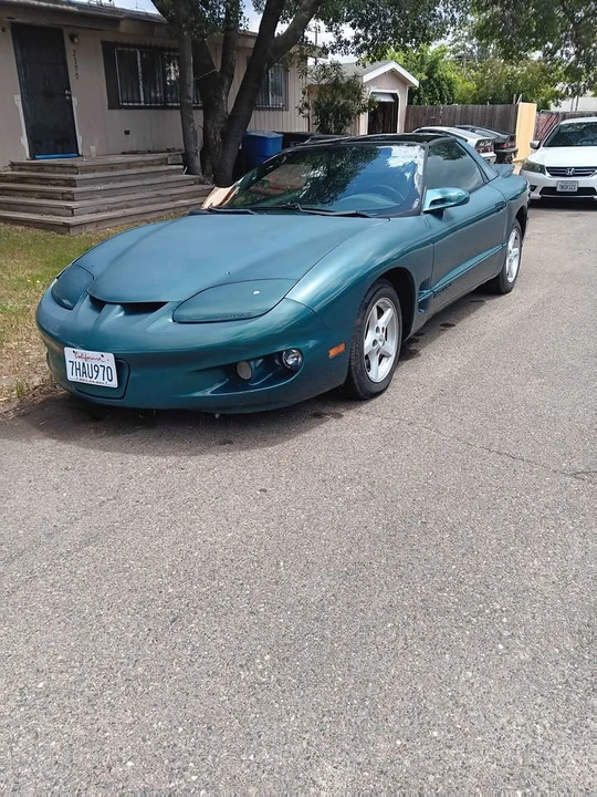 2000 Pontiac Firebird 4th Gen - Image 13 of 18