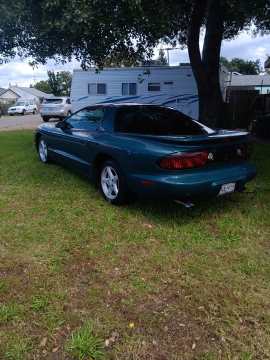 2000 Pontiac Firebird 4th Gen - Image 3 of 18