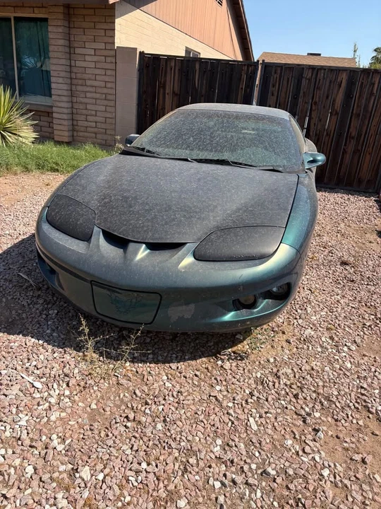 2000 Pontiac Firebird 4th Gen - Image 2 of 9
