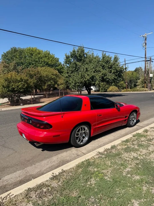 2000 Pontiac Firebird 4th Gen - Image 4 of 5