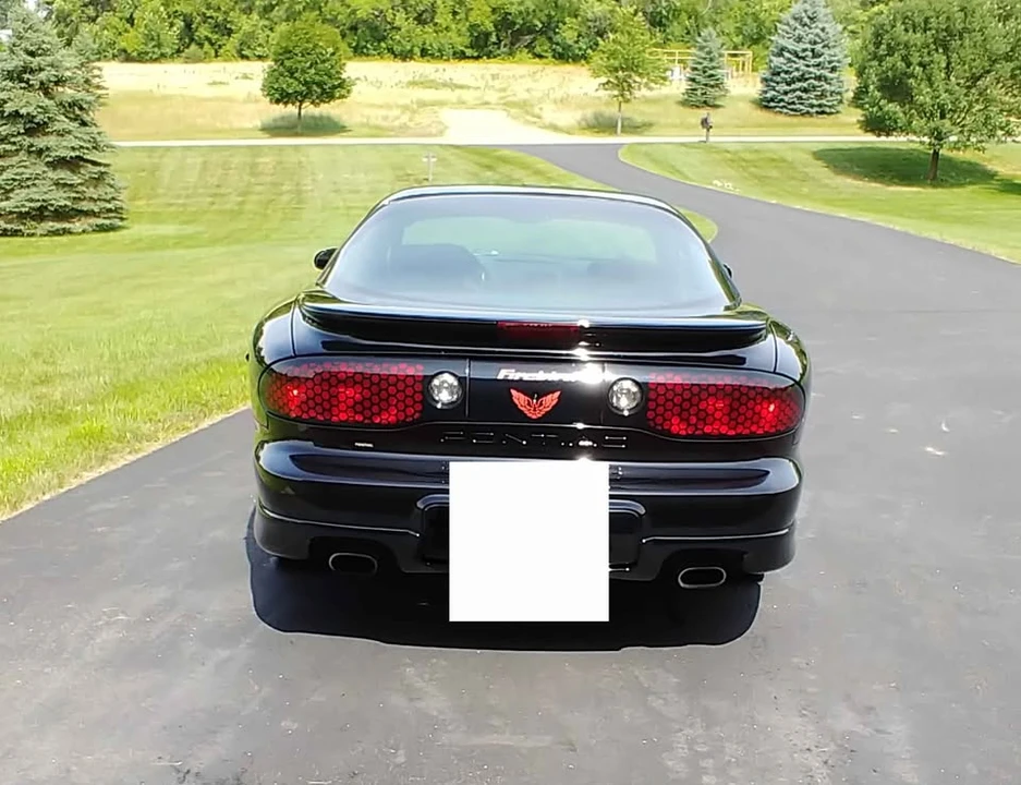 2000 Pontiac Firebird 4th Gen - Image 4 of 8