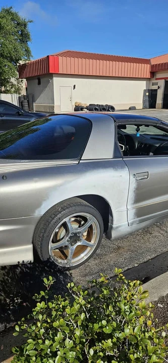 2000 Pontiac Firebird 4th Gen - Image 4 of 9