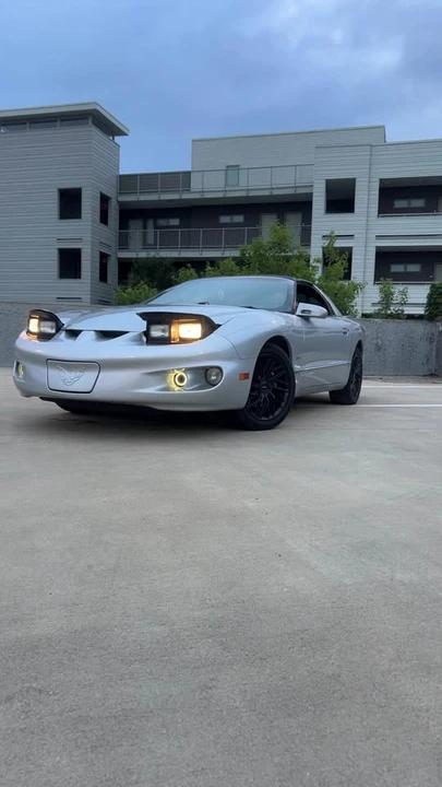 2000 Pontiac Firebird 4th Gen - Image 5 of 15