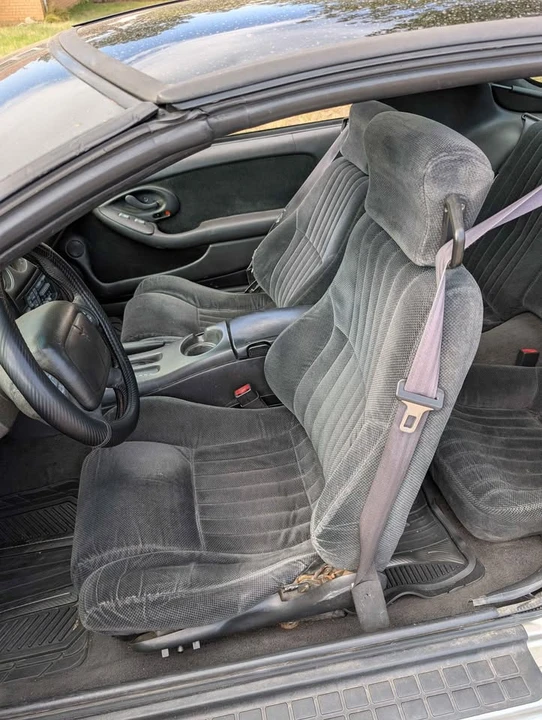 2000 Pontiac Firebird 4th Gen - Image 9 of 15