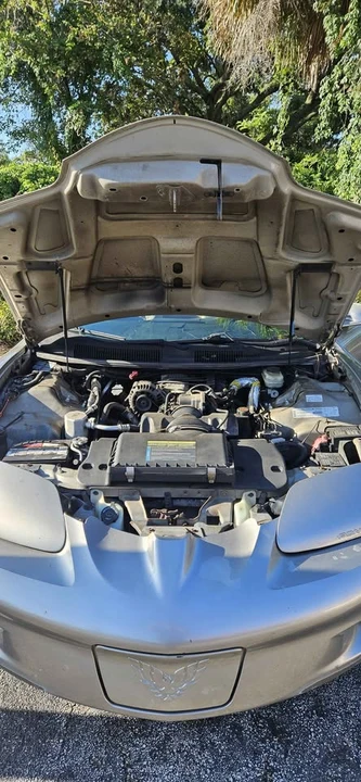 2000 Pontiac Firebird 4th Gen - Image 2 of 9