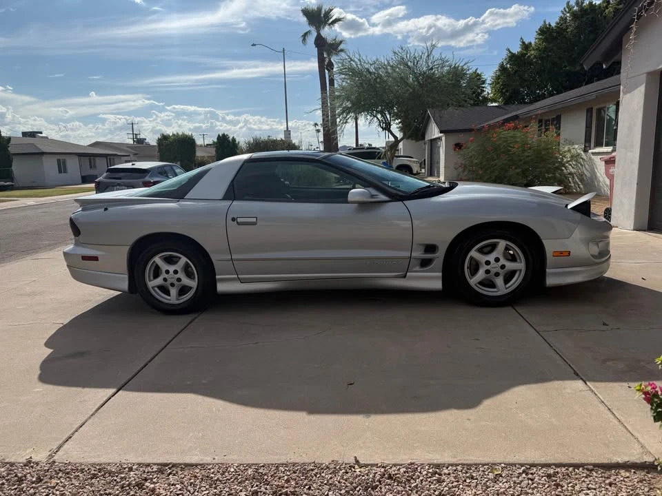 2000 Pontiac Firebird 4th Gen - Image 5 of 15