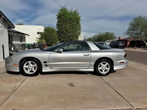 2000 Pontiac Firebird Coupe 2D