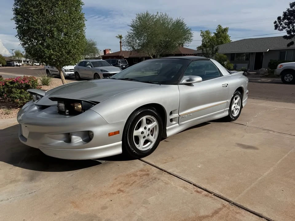 2000 Pontiac Firebird 4th Gen - Image 8 of 15