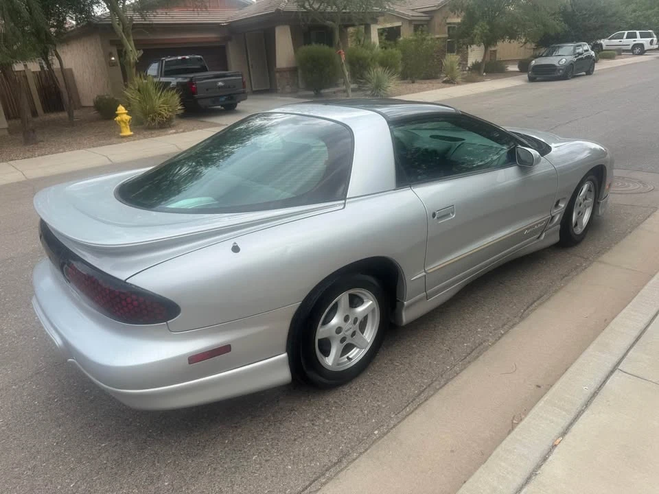 2000 Pontiac Firebird 4th Gen - Image 3 of 6
