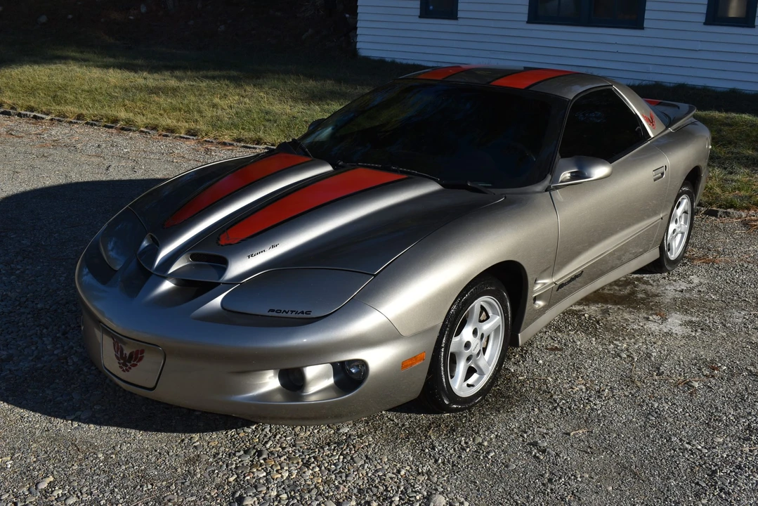 2000 Pontiac Firebird 4th Gen - Image 6 of 31