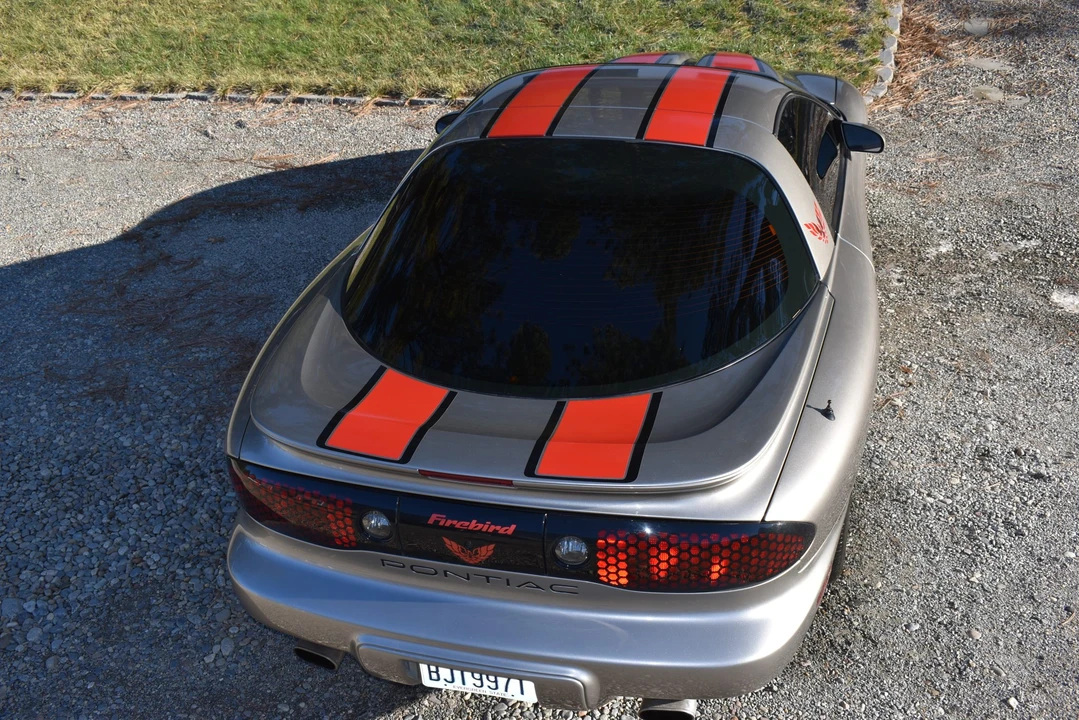 2000 Pontiac Firebird 4th Gen - Image 13 of 31
