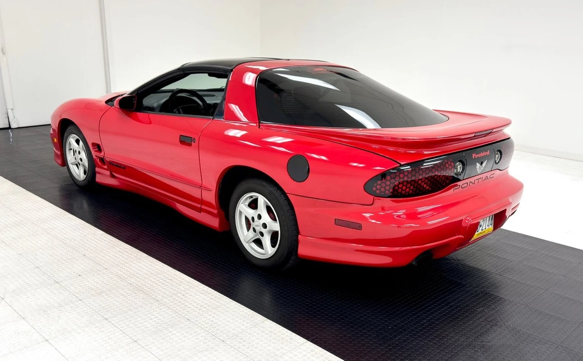 2000 Pontiac Firebird 4th Gen - Image 3 of 12