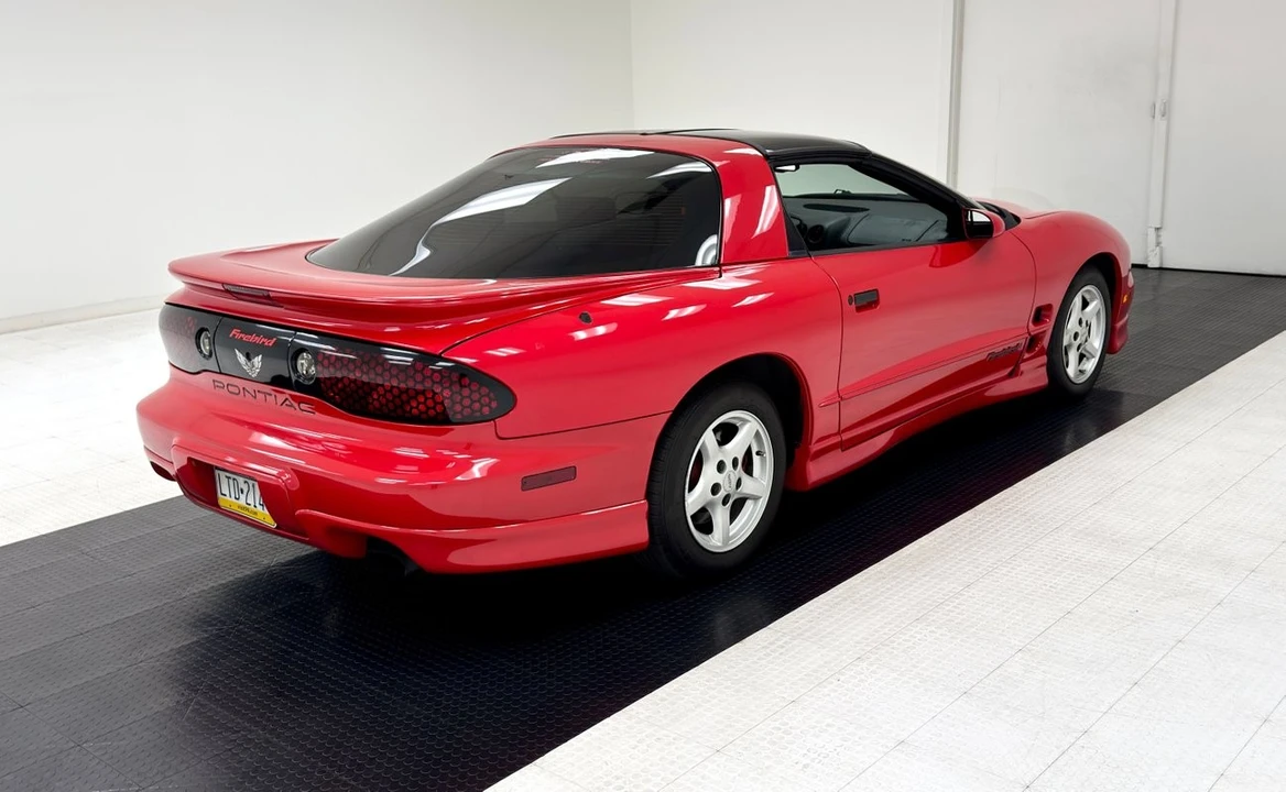 2000 Pontiac Firebird 4th Gen - Image 5 of 12