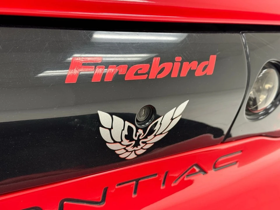 2000 Pontiac Firebird 4th Gen - Image 20 of 21