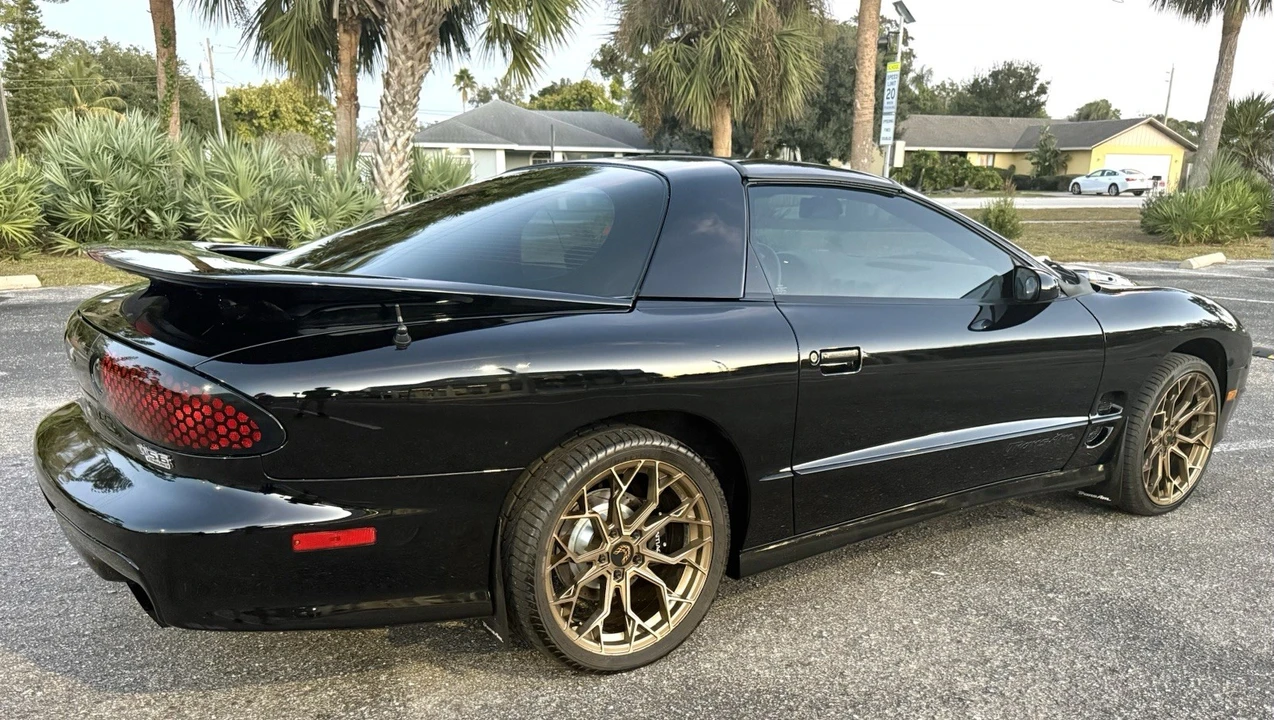 2000 Pontiac Firebird Formula 4th Gen - Image 9 of 21