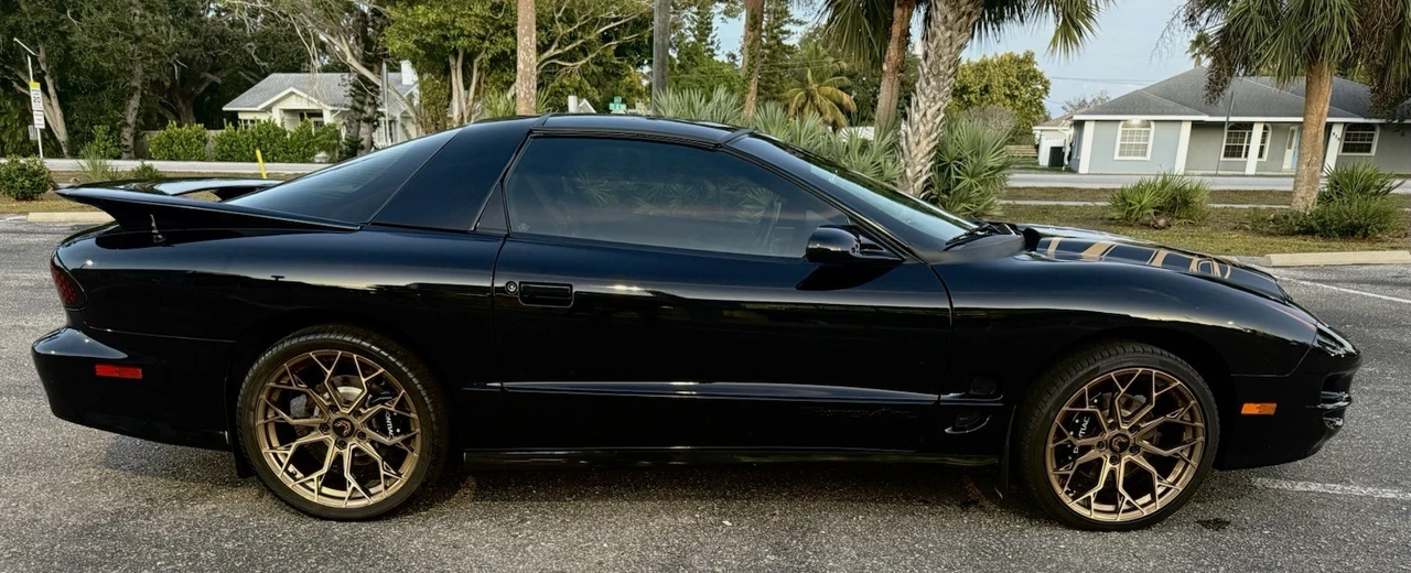 2000 Pontiac Firebird Formula 4th Gen - Image 13 of 21