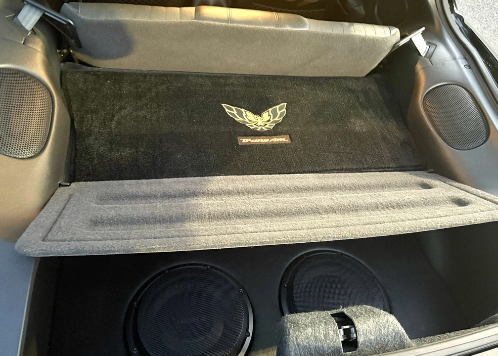 2000 Pontiac Firebird Formula 4th Gen - Image 15 of 21