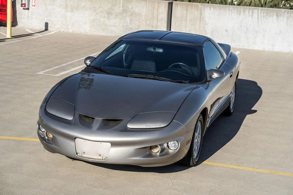 2000 Pontiac Firebird 4th Gen - Image 10 of 31