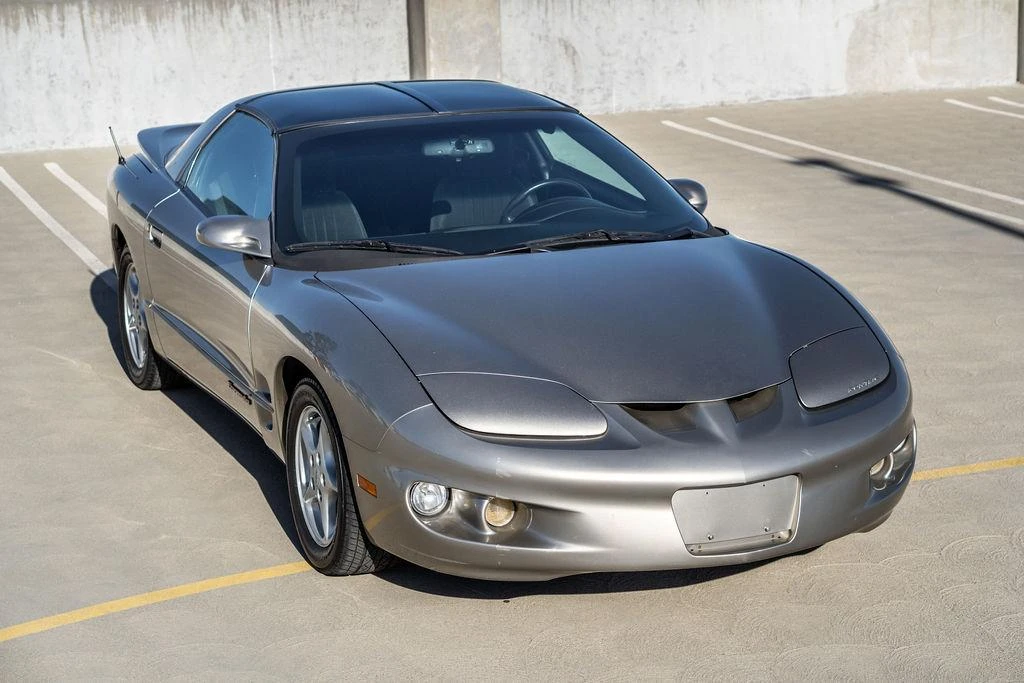 2000 Pontiac Firebird 4th Gen - Image 3 of 31