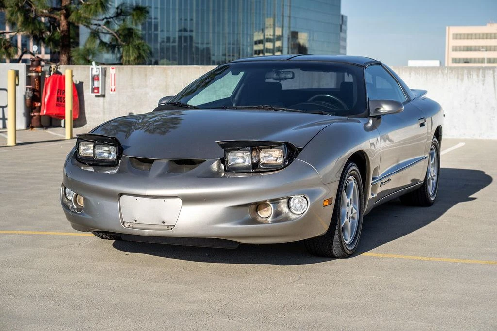 2000 Pontiac Firebird 4th Gen - Image 11 of 31