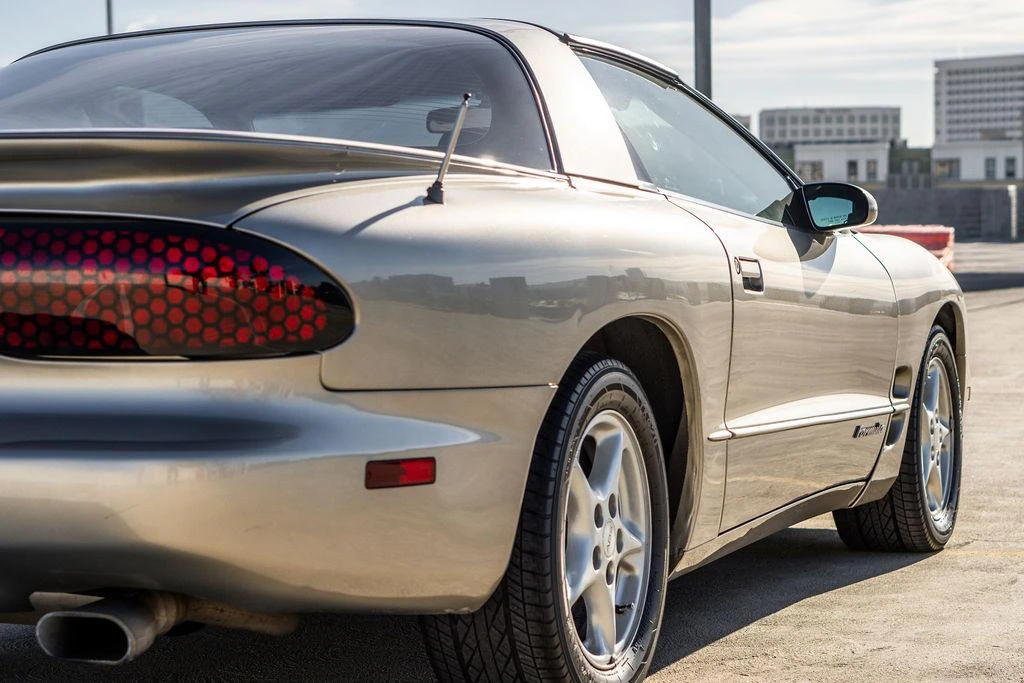 2000 Pontiac Firebird 4th Gen - Image 24 of 31