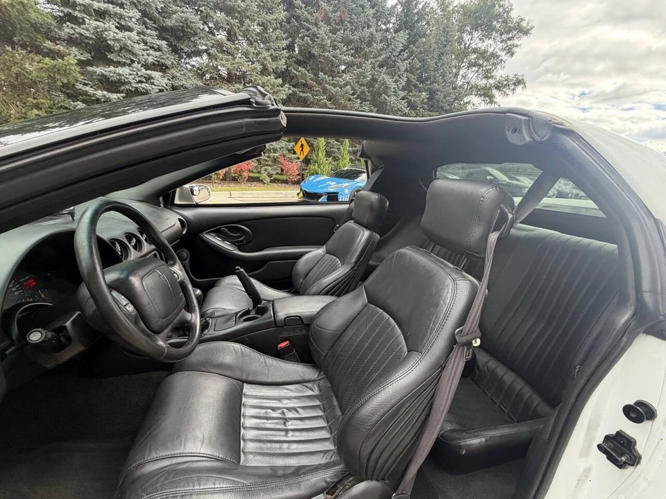 2000 Pontiac Firebird 4th Gen - Image 20 of 21