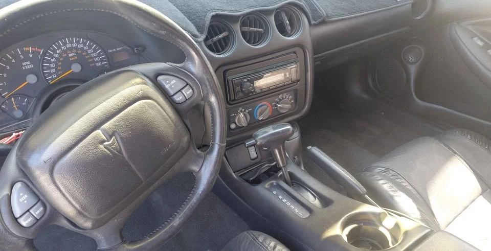 2000 Pontiac Firebird Formula 4th Gen - Image 6 of 7