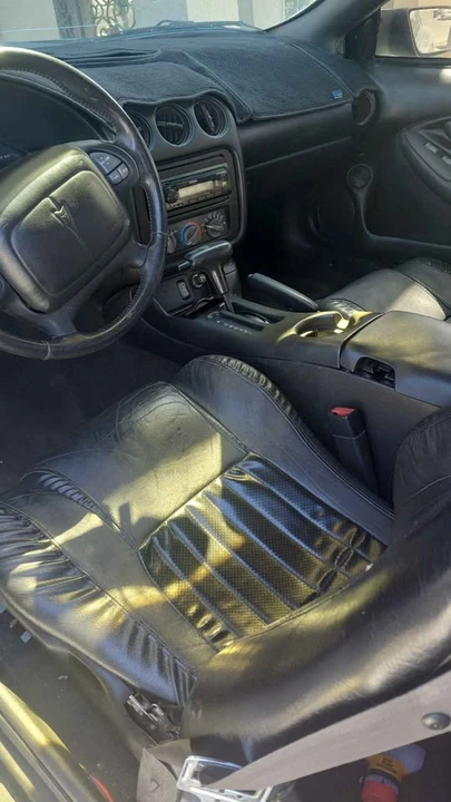 2000 Pontiac Firebird Formula 4th Gen - Image 5 of 7