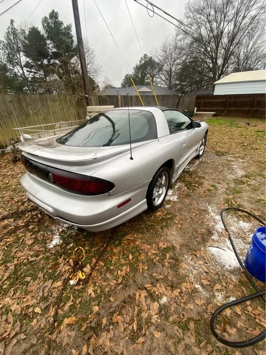 2000 Pontiac Firebird Formula 4th Gen - Image 2 of 10