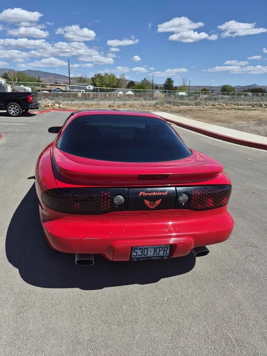 2000 Pontiac Firebird Formula 4th Gen - Image 4 of 5
