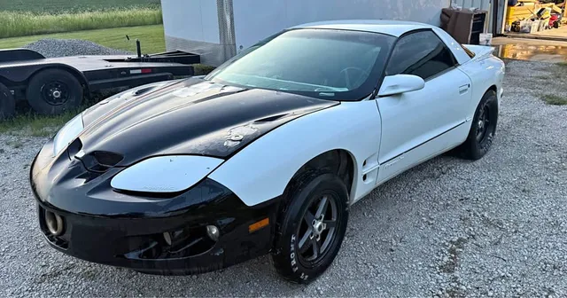 2000 Pontiac Firebird Formula Coupe 2D