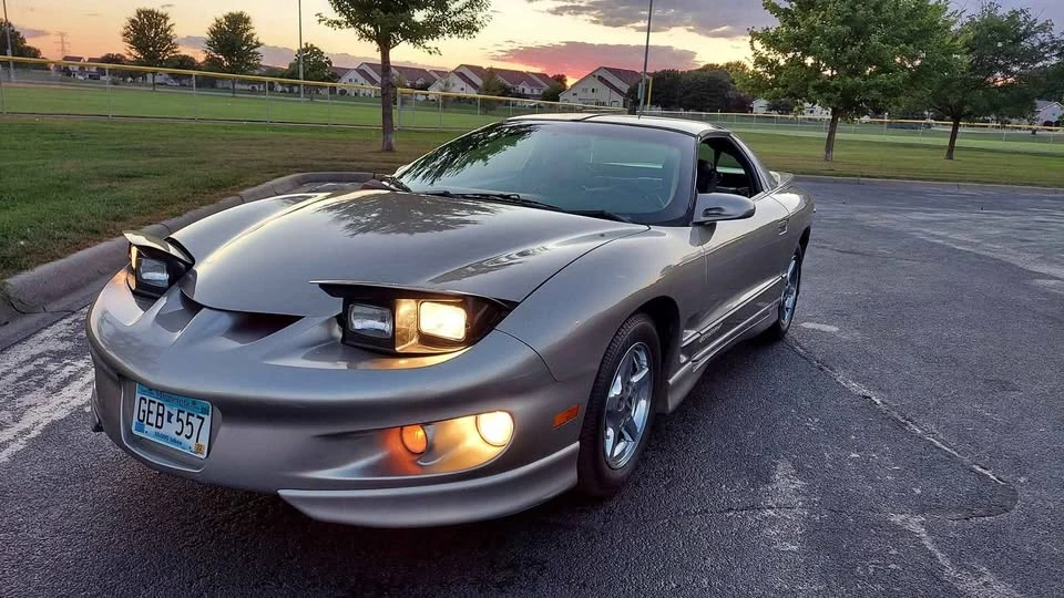 2000 Pontiac Firebird Formula 4th Gen - Image 3 of 6
