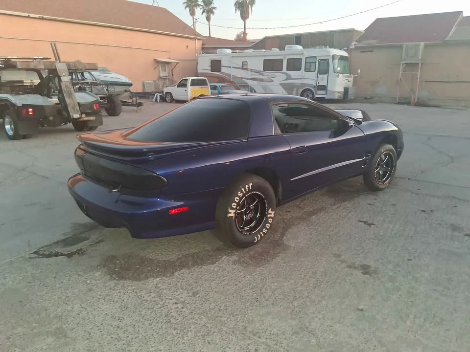 2000 Pontiac Firebird Formula 4th Gen - Image 2 of 13