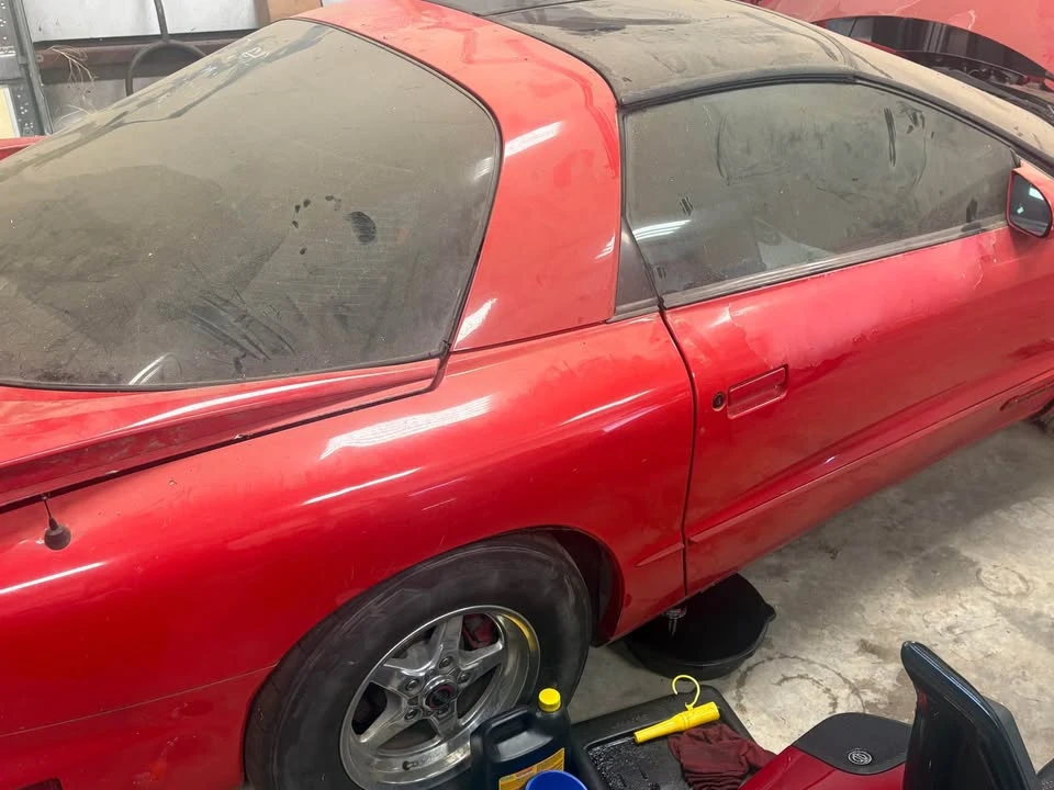 2000 Pontiac Firebird Formula 4th Gen - Image 5 of 8