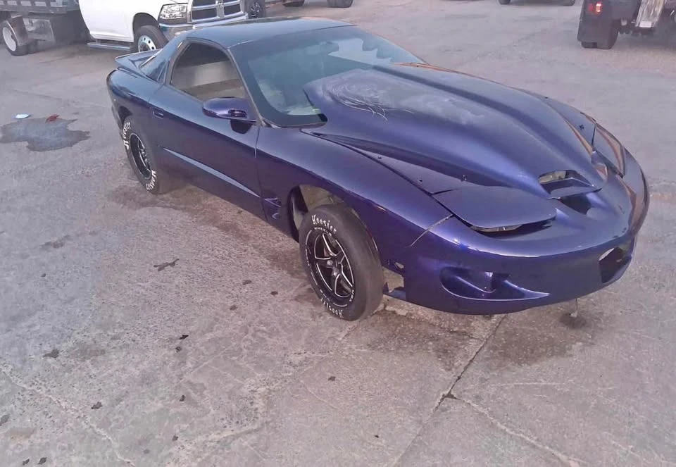 2000 Pontiac Firebird Formula 4th Gen - Image 4 of 13