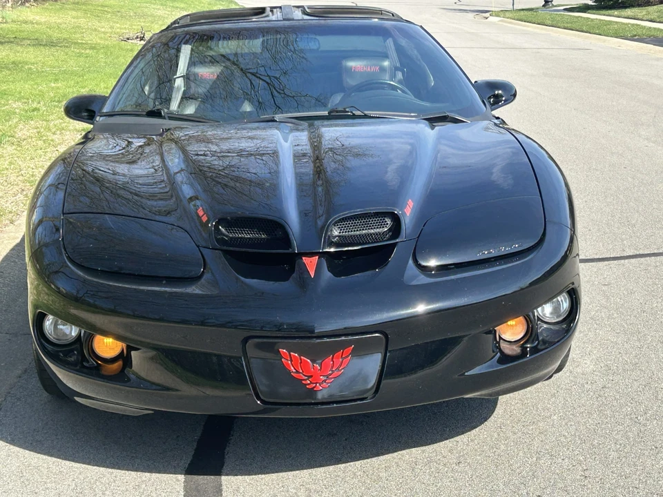 2000 Pontiac Firebird Formula 4th Gen - Image 2 of 31