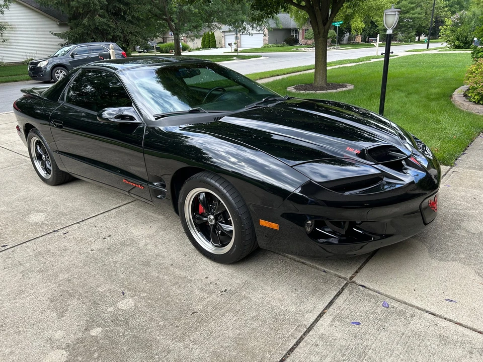 2000 Pontiac Firebird Formula 4th Gen - Image 4 of 31