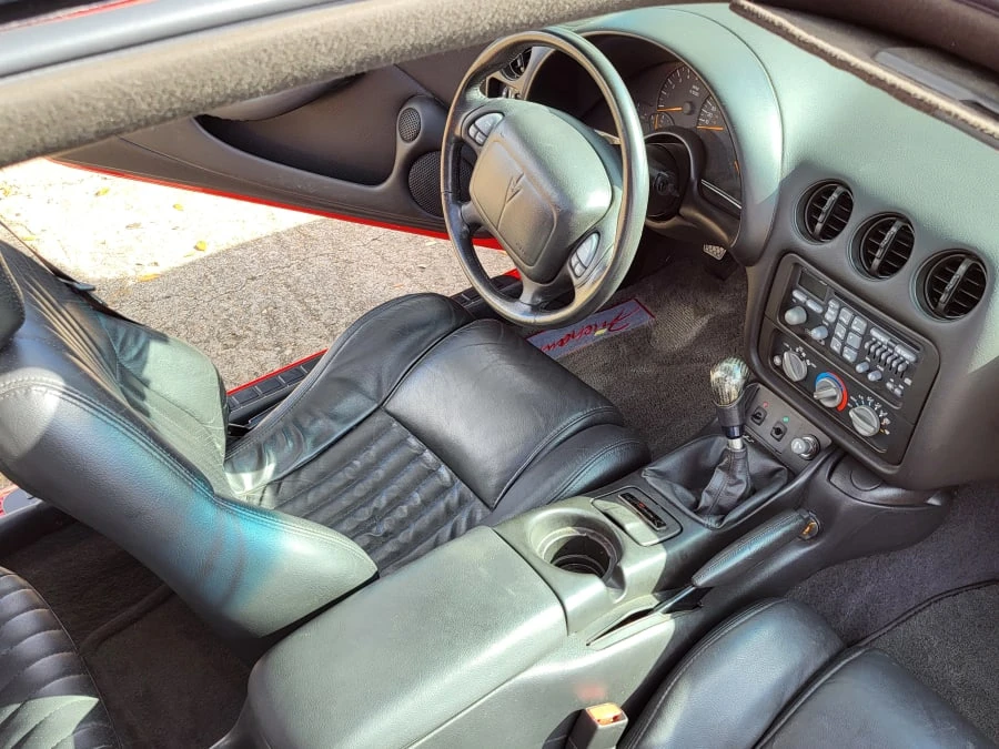 2000 Pontiac Firebird 4th Gen - Image 24 of 31