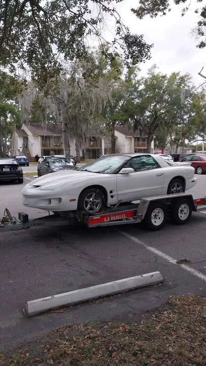 2000 Pontiac Firebird 4th Gen - Image 3 of 4
