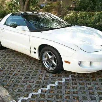 2000 Pontiac Firebird Hatchback 2D