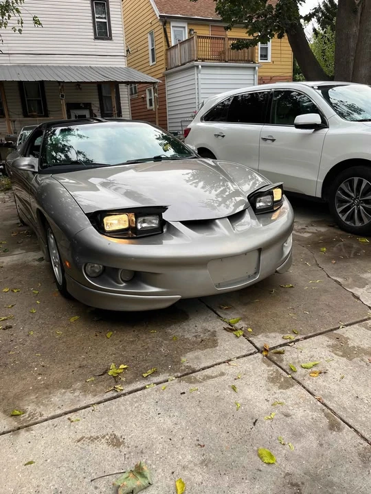 2000 Pontiac Firebird 4th Gen - Image 3 of 13