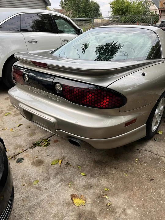 2000 Pontiac Firebird 4th Gen - Image 4 of 13