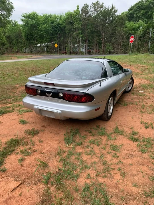2000 Pontiac Firebird 4th Gen - Image 6 of 16